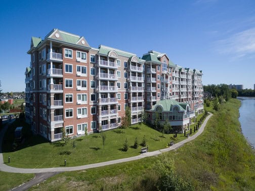 Featured image for “River Ridge I Retirement Residence”